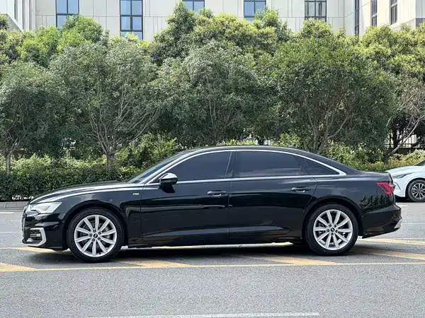 Audi A6L 2023