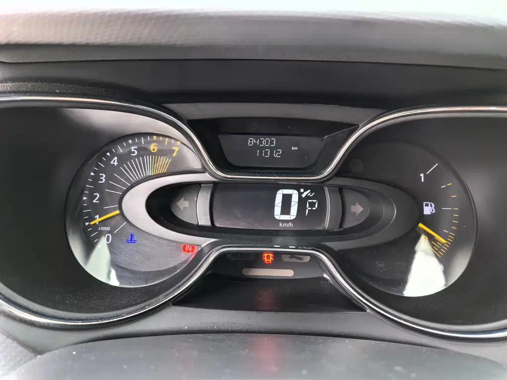 Renault Captur 2016 — фото 16