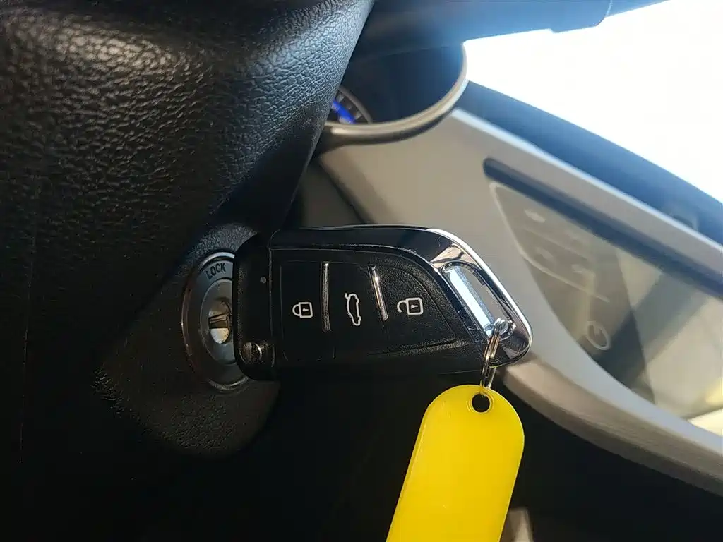 Geely Vision 2019 — фото 11