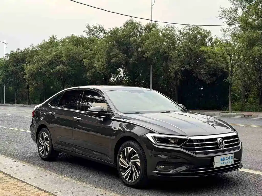 Volkswagen Sagitar 2022