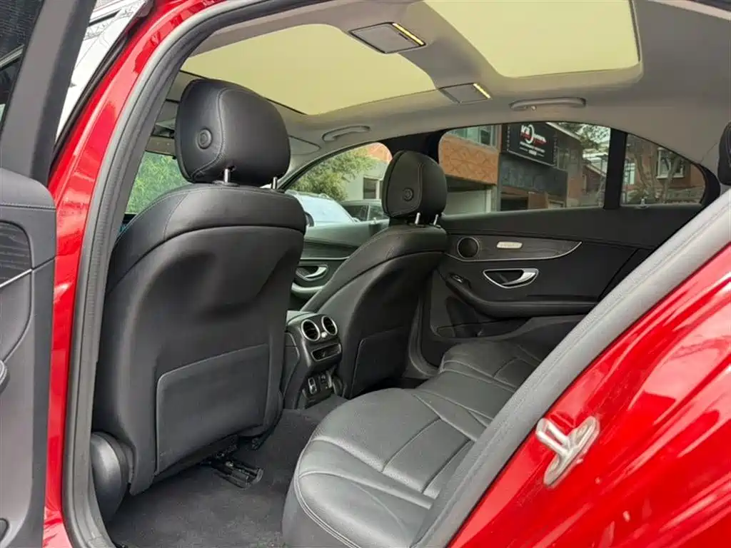 Mercedes-Benz C-Class 2021