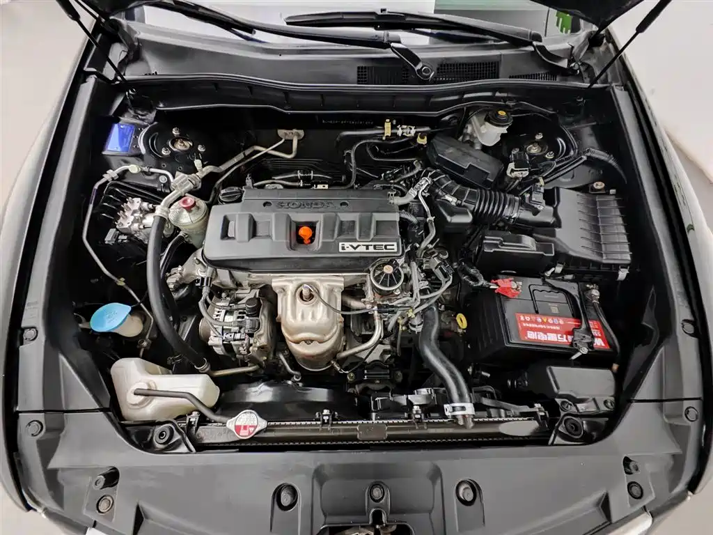 Honda Accord 2012 — фото 6