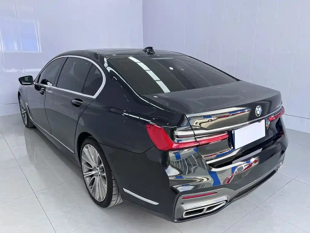 BMW 7 Series 2019 — фото 3