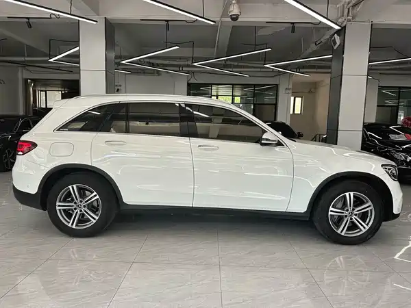 Mercedes-Benz GLC 2021
