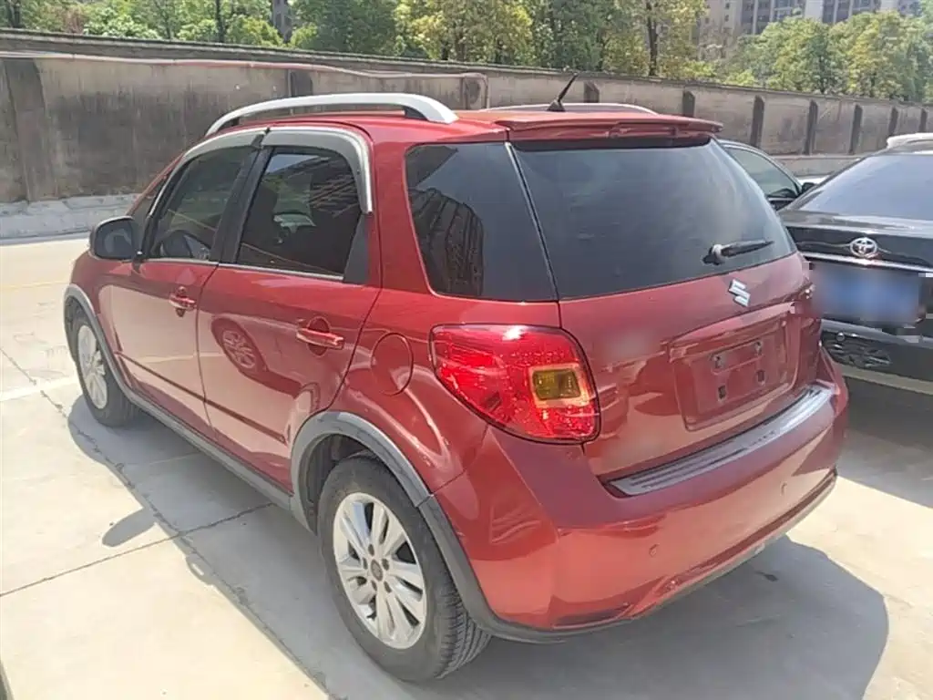 Suzuki SX4 2015 — фото 5