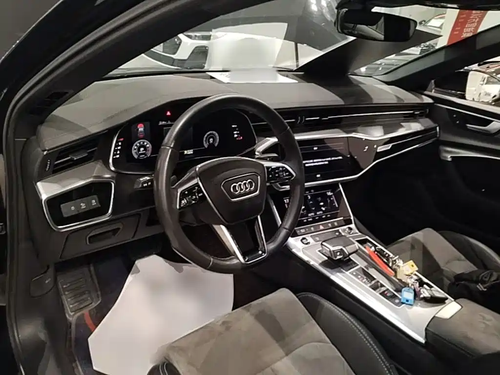 Audi A6L 2021 — фото 11