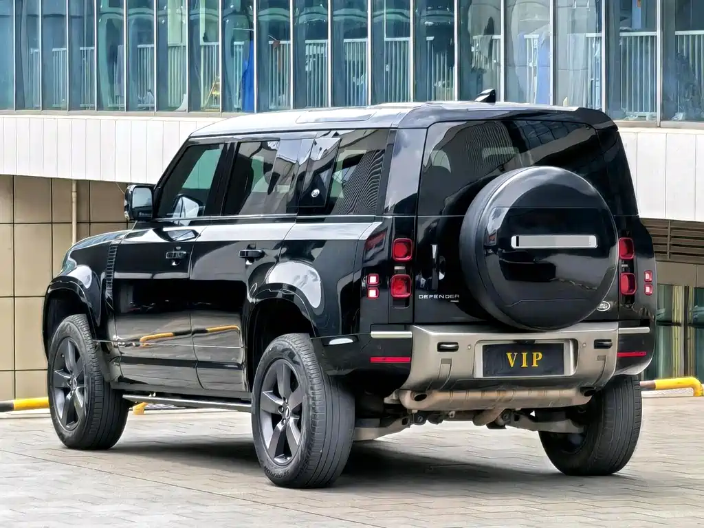 Land Rover Defender 2022 — фото 6
