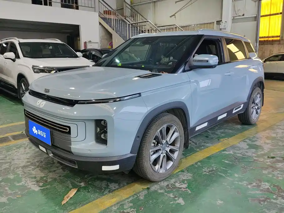 Geely ICON 2021