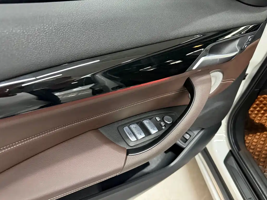 BMW X1 2022 — фото 13