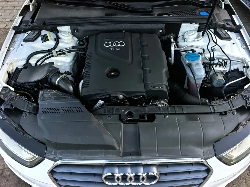Audi A4L 2014 — фото 10