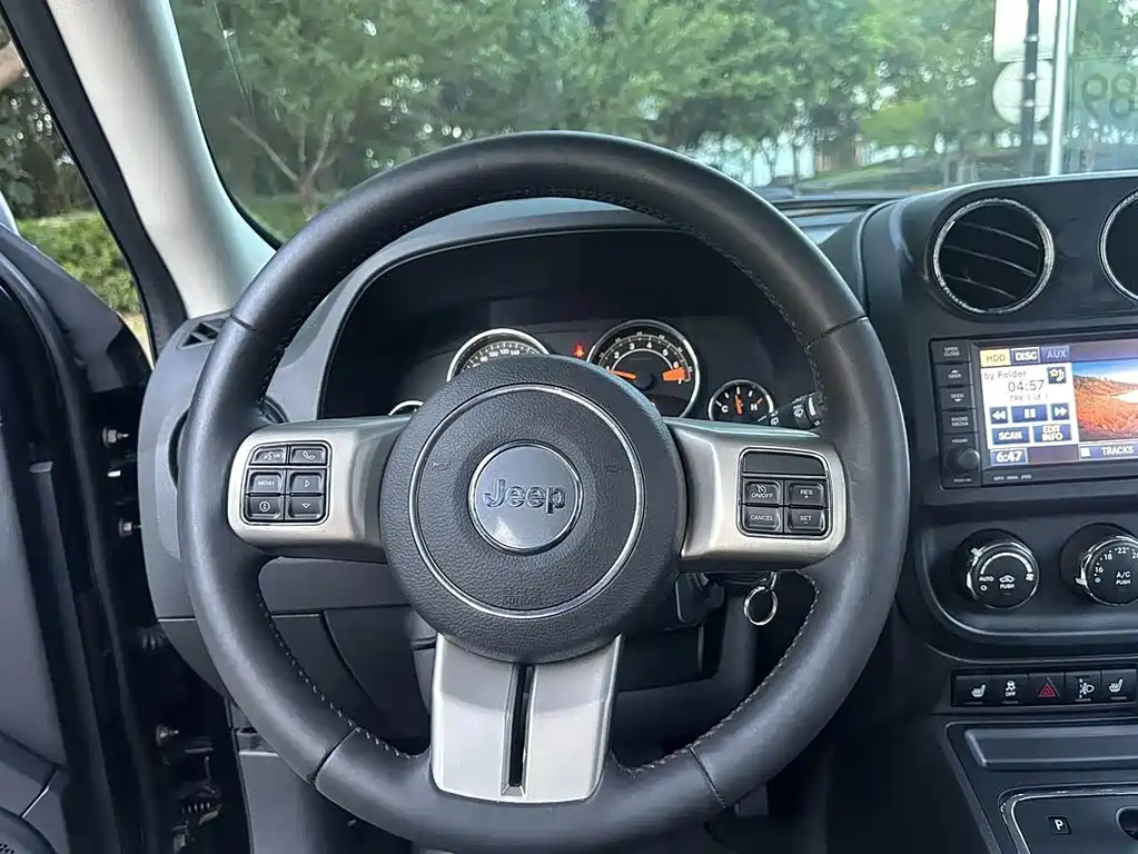 Jeep Patriot 2014 — фото 15