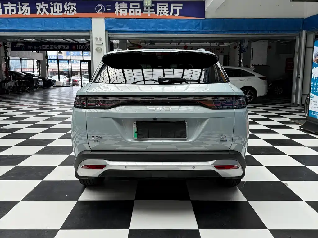 BYD Song L DM-i 2026 — фото 5