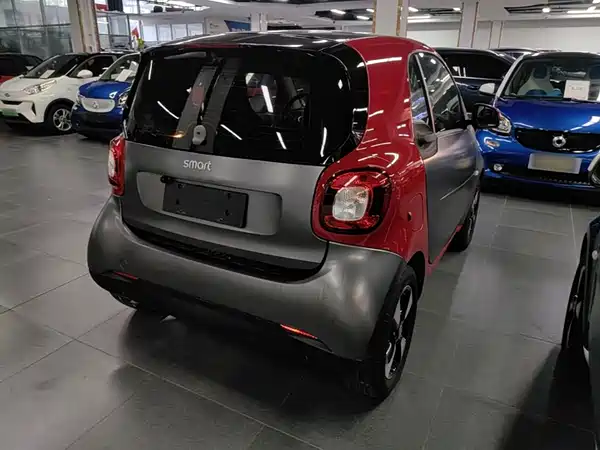 smart fortwo 2018