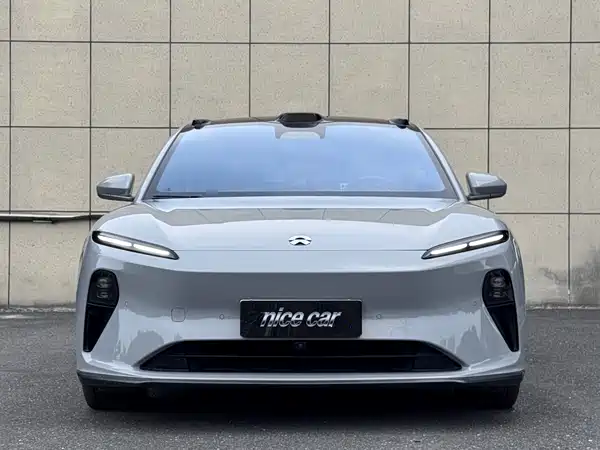 NIO ET5T 2024