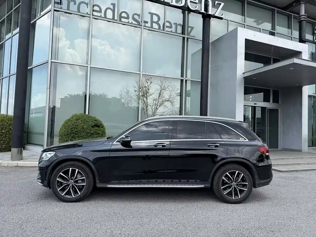 Mercedes-Benz GLC 2022 — фото 13