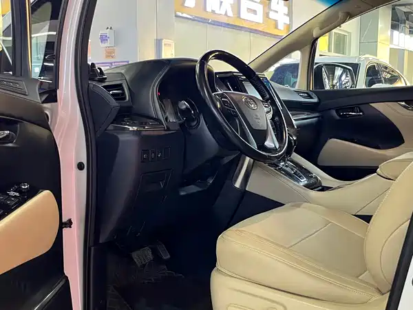 Toyota Alphard 2019
