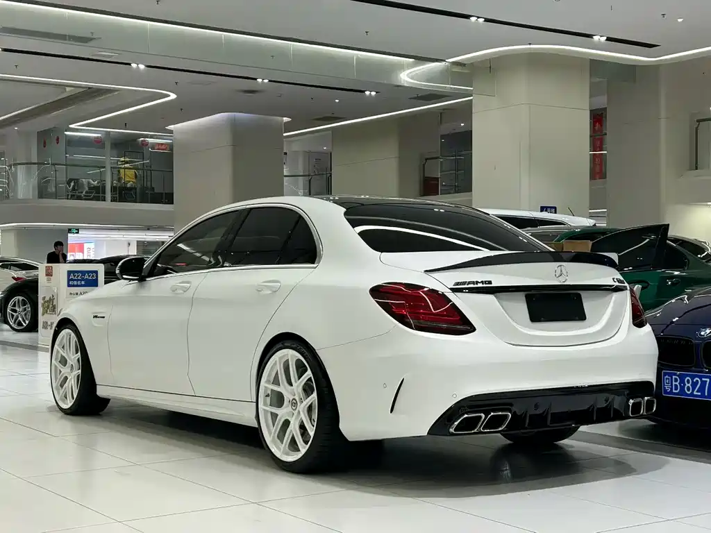 Mercedes-Benz C-Class AMG 2016 — фото 6