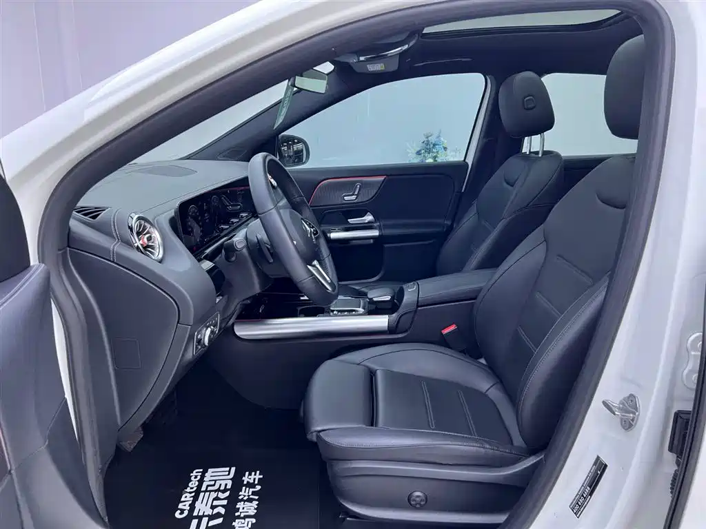 Mercedes-Benz GLA 2020 — фото 16
