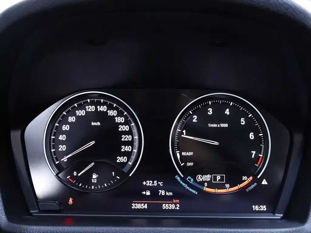 BMW X1 2022 — фото 15