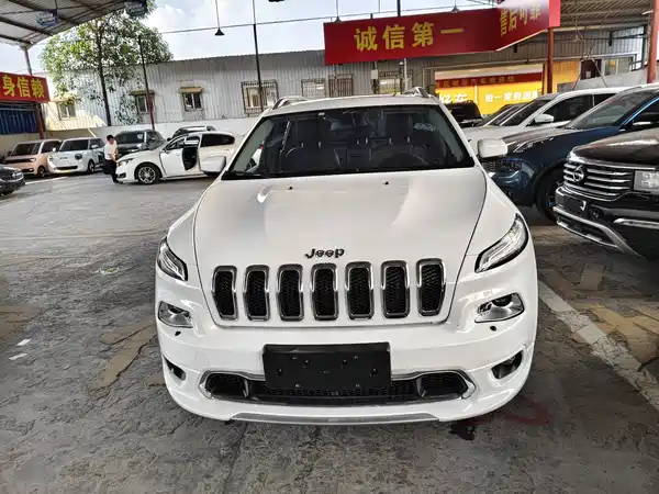 Jeep Cherokee 2018