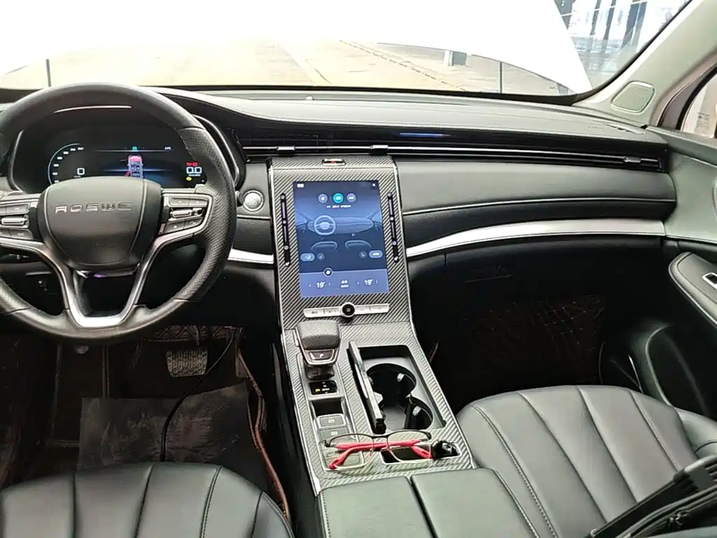Roewe RX5 MAX 2020 — фото 13