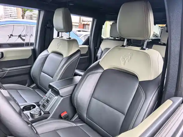 Ford Bronco 2024