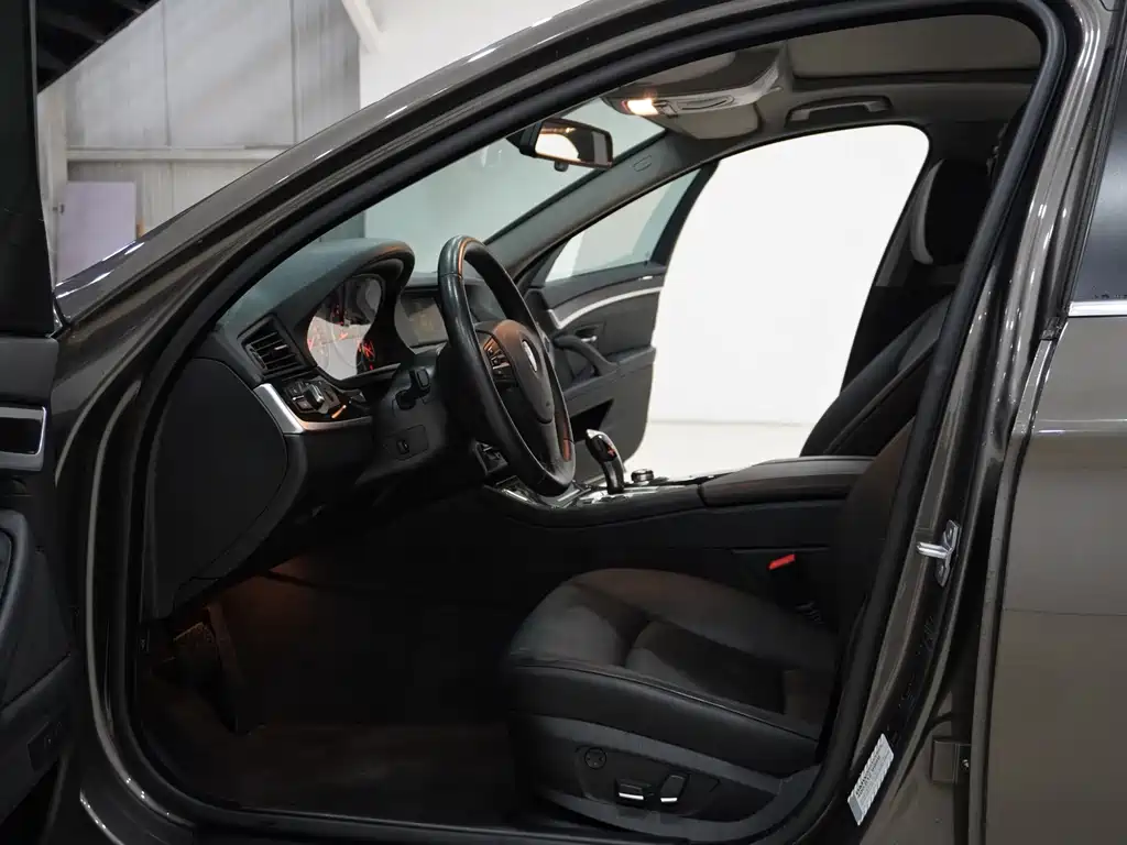 BMW 5 Series 2013