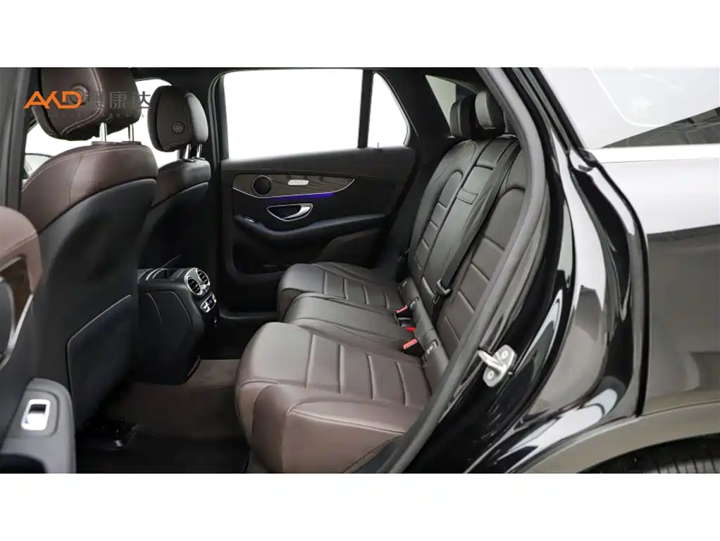 Mercedes-Benz GLC 2023