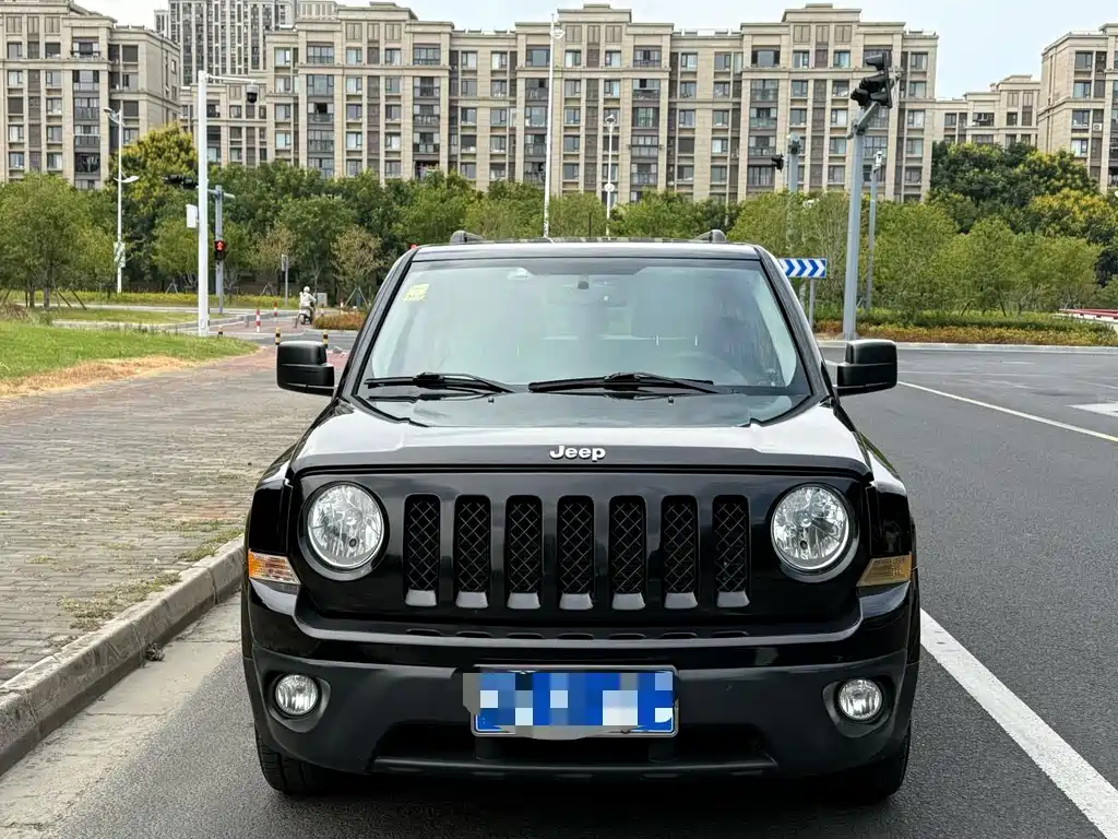 Jeep Patriot 2014 — фото 3