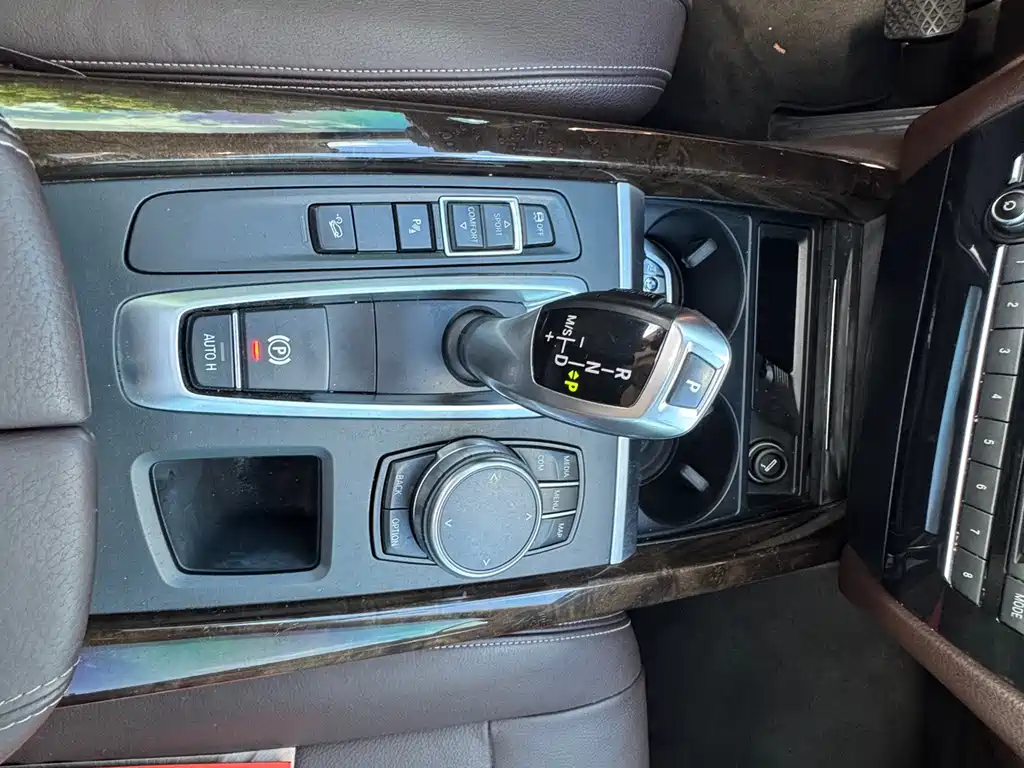 BMW X5 2017 — фото 12