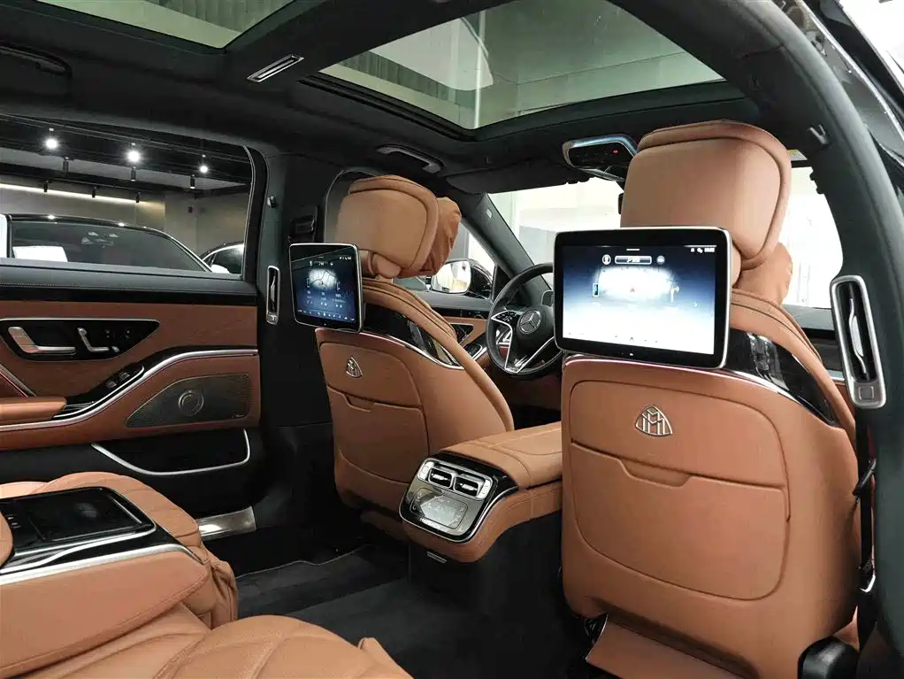 Mercedes-Benz Maybach S-Class 2023 — фото 16