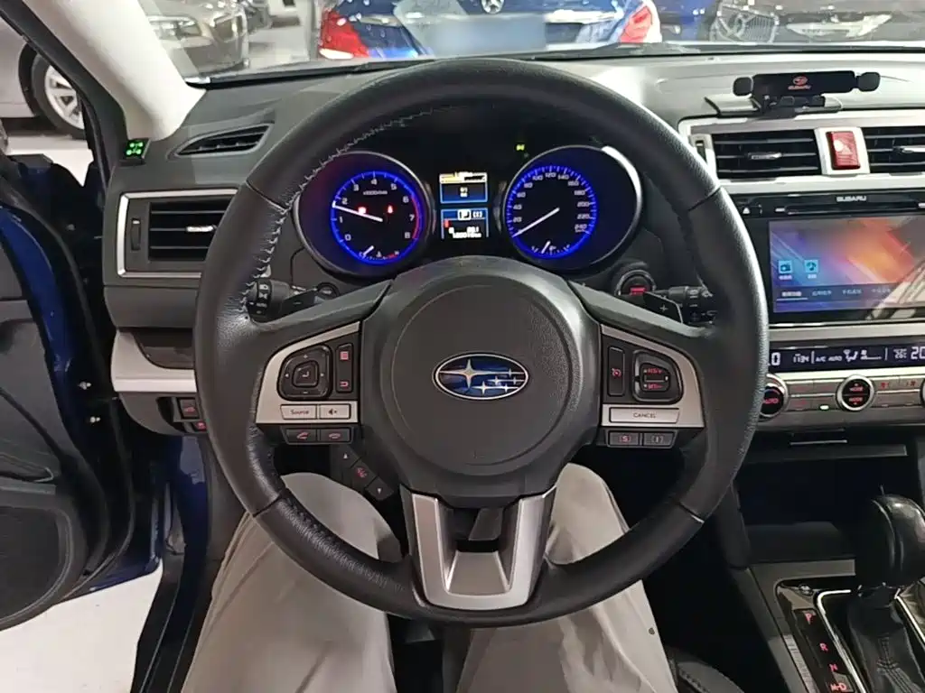 Subaru Outback 2015 — фото 11