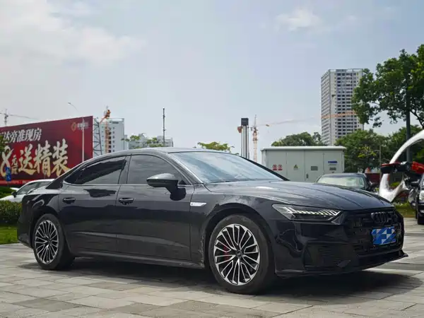 Audi A7L 2025