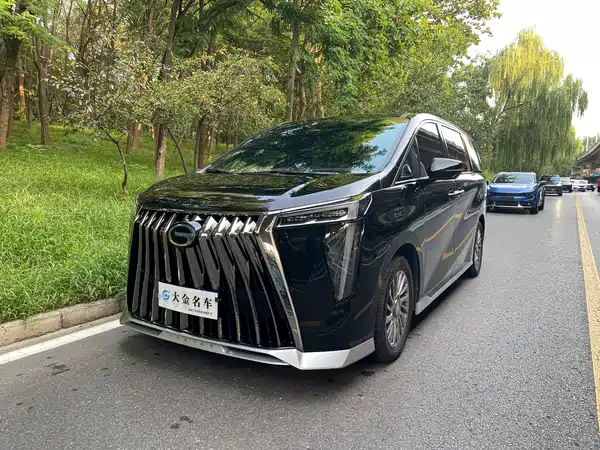 GAC Trumpchi M8 2025