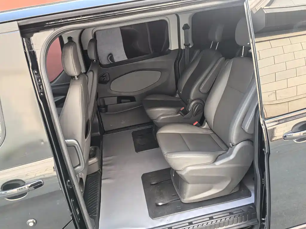 Ford Tourneo 2020 — фото 8