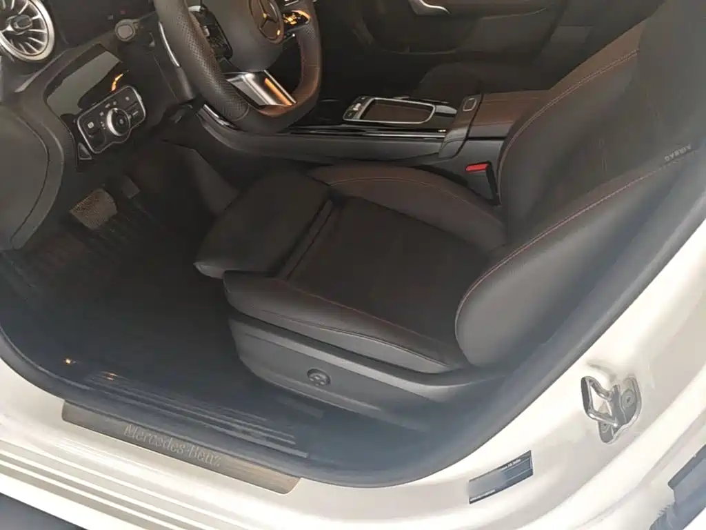 Mercedes-Benz A-Class 2025 — фото 15