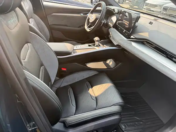 Geely Xingrui 2023