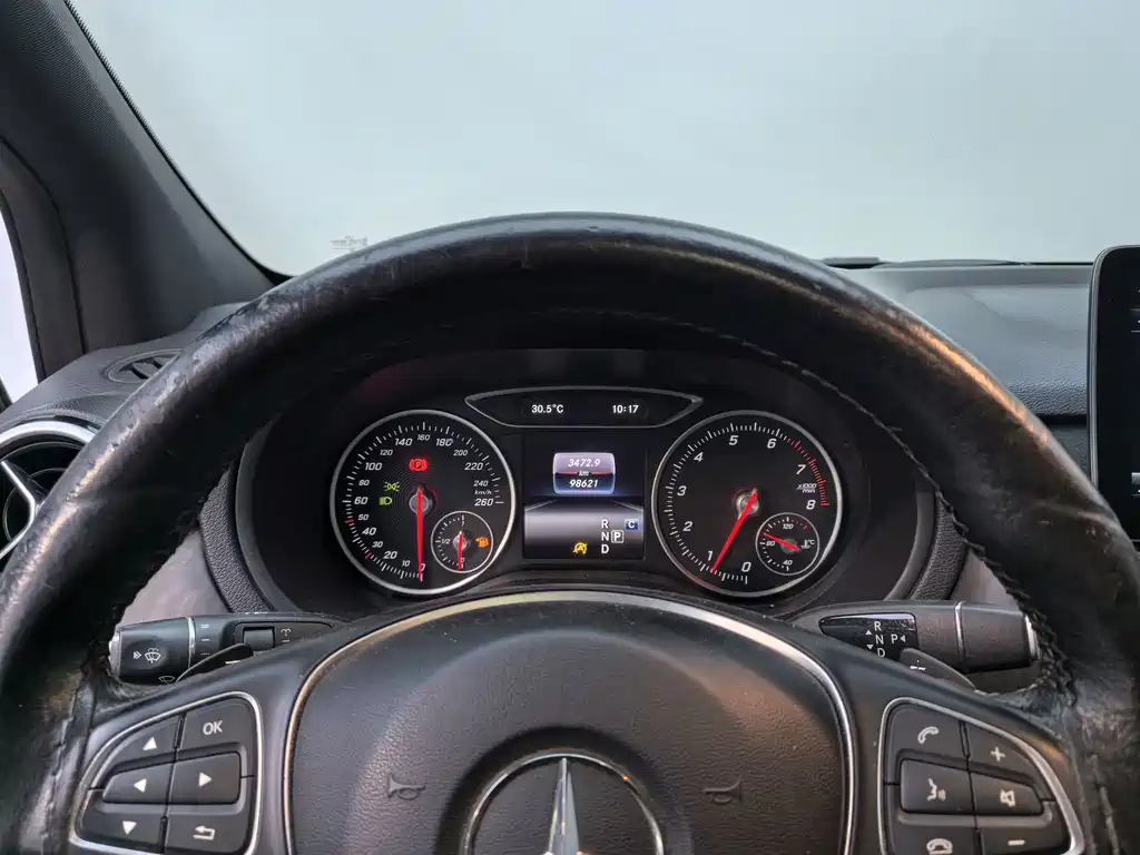 Mercedes-Benz B-Class 2018 — фото 11