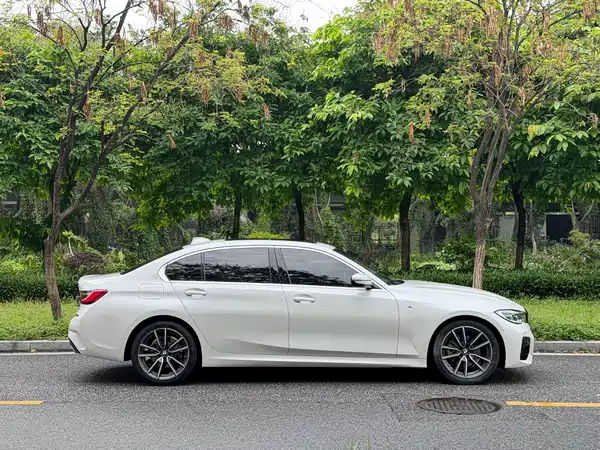 BMW 3 Series 2020