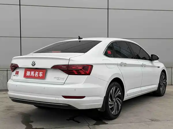 Volkswagen Sagitar 2022