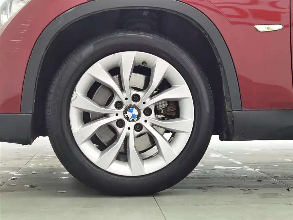 BMW X1 2011 — фото 17