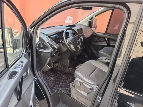 Ford Tourneo 2020