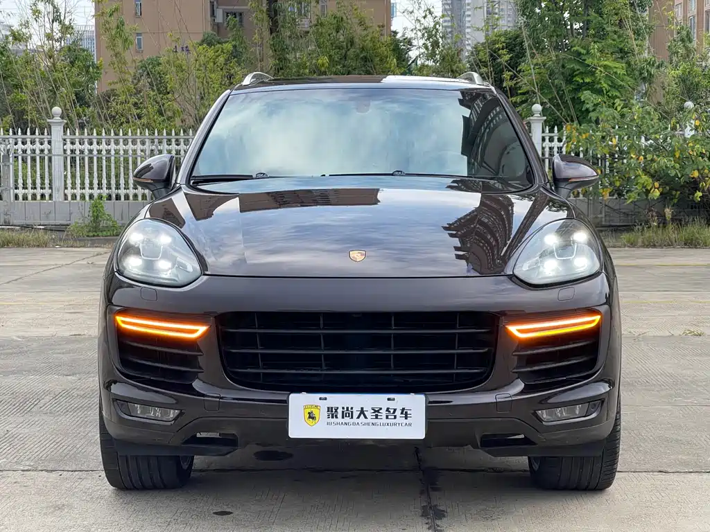 Porsche Cayenne 2015 — фото 2