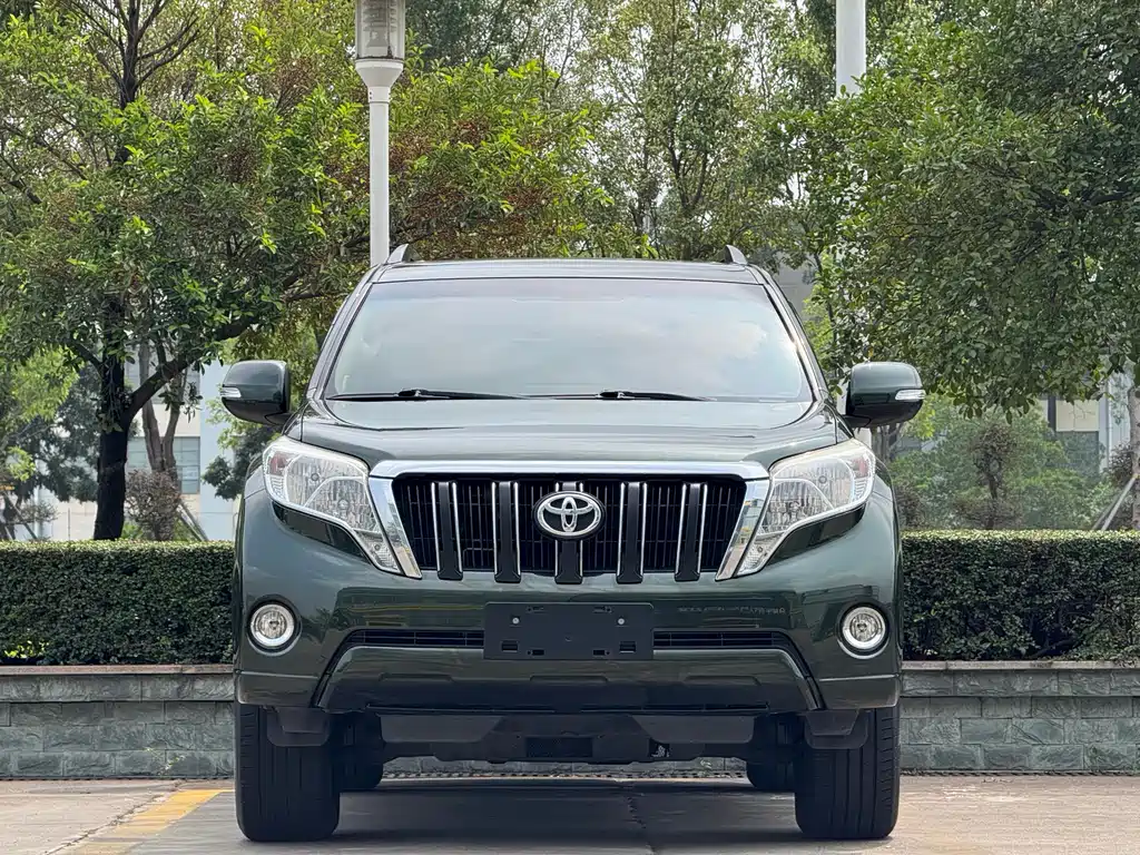 Toyota Prado 2016 — фото 2