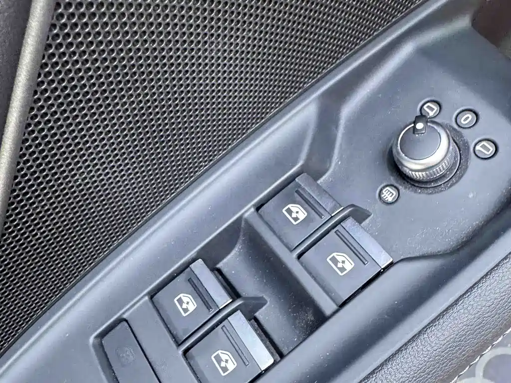 Audi A3 2023 — фото 20