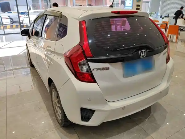 Honda Fit 2016