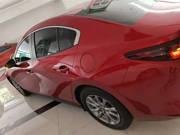Mazda 3 Axela 2022