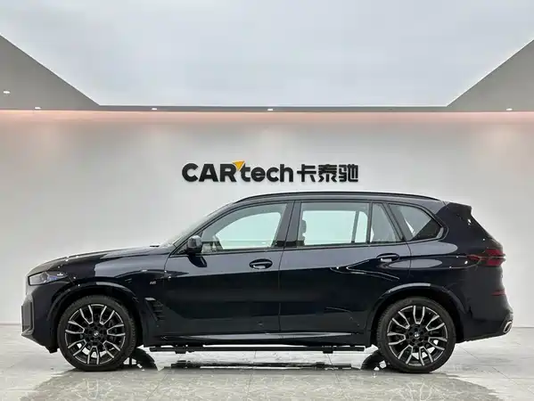 BMW X5 2024