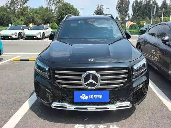 Mercedes-Benz GLB 2025