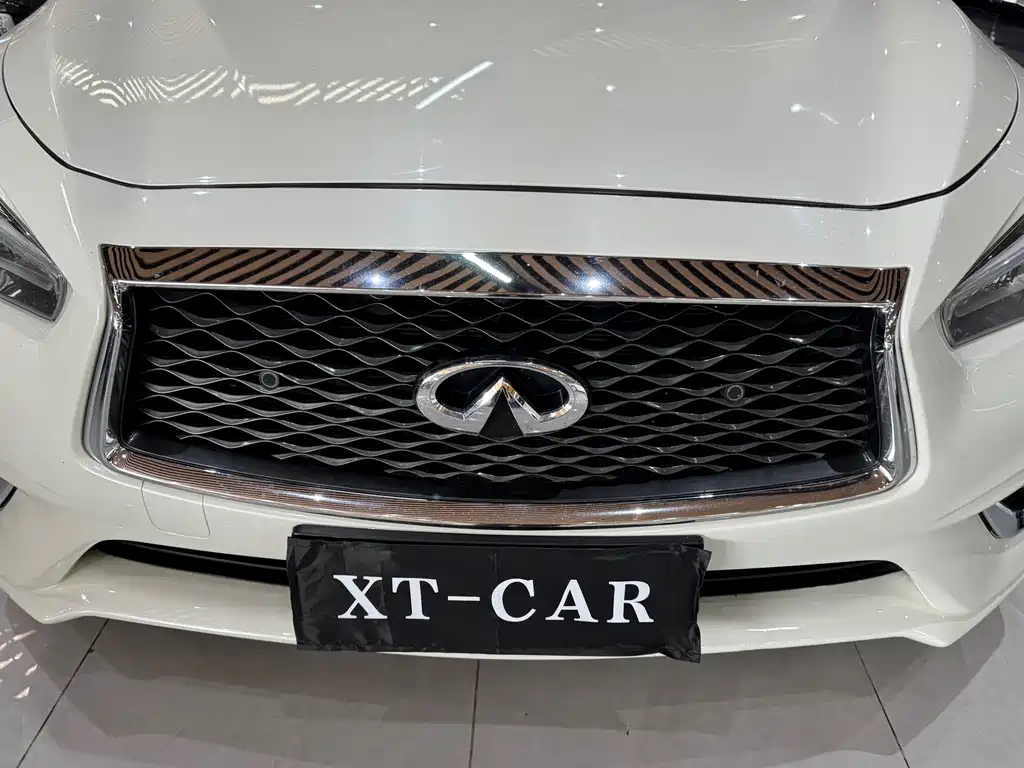 Infiniti Q50L 2018 — фото 11